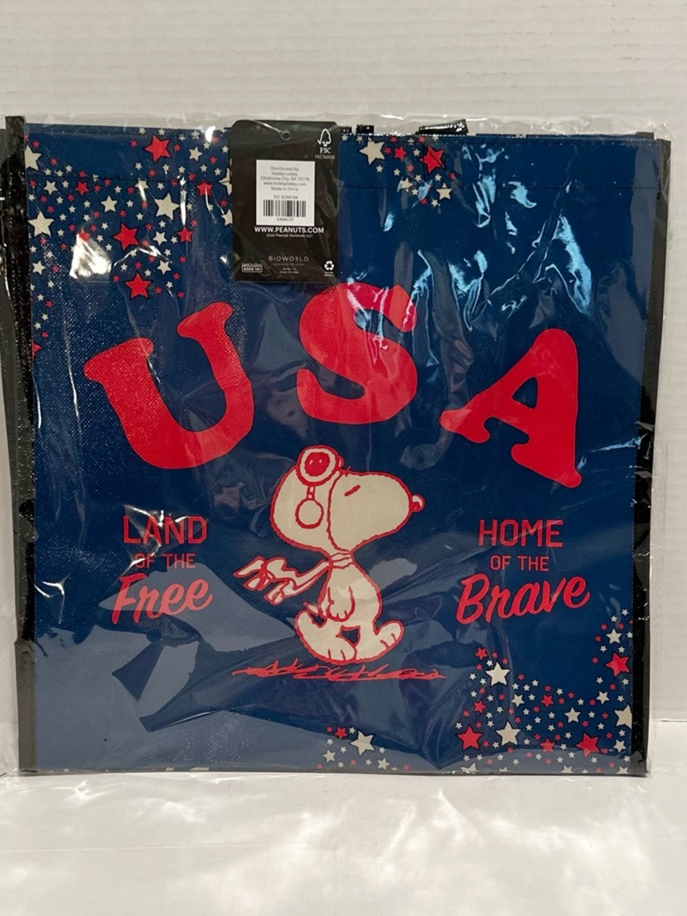 Bioworld NWT Peanuts Snoopy USA Large Tote Bag